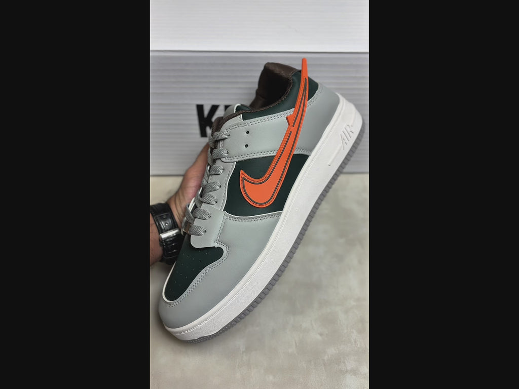 Tropic Blaze Sneaker